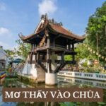 mơ thấy vào chùa